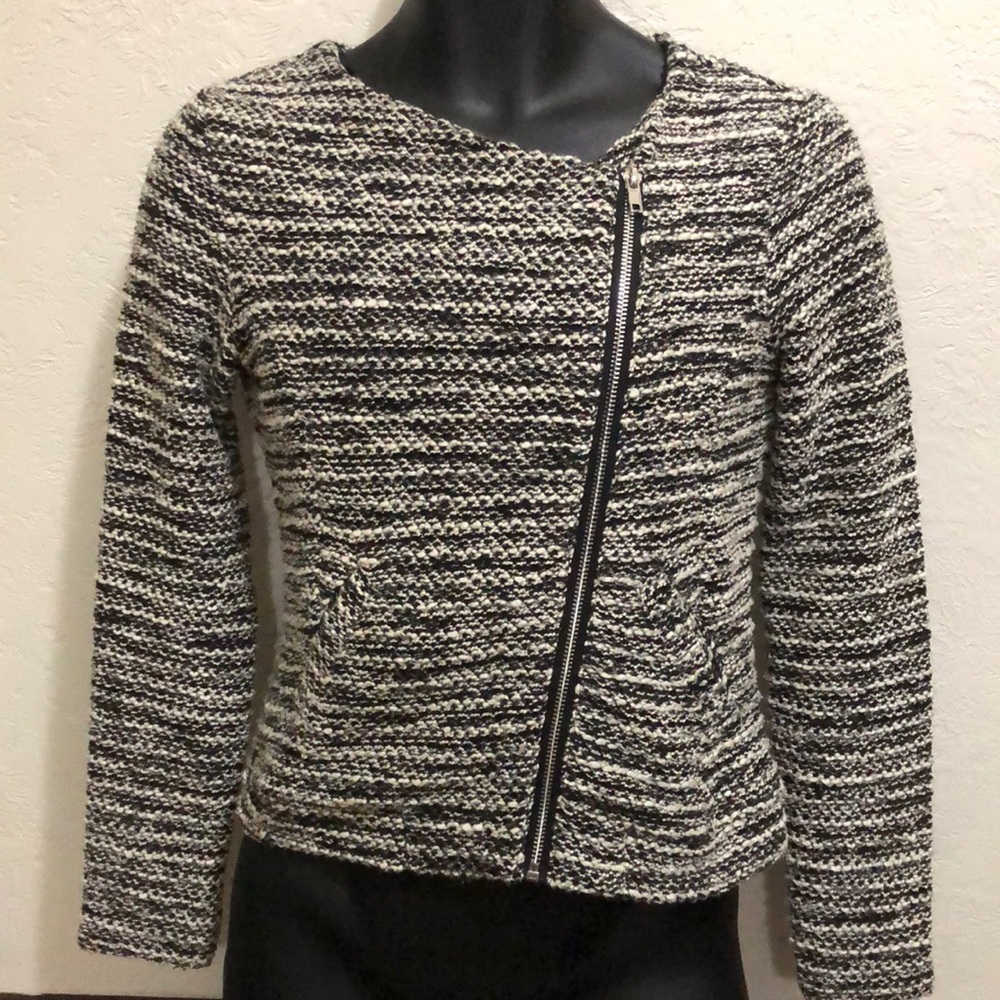 H&M divided zip up sweater jacket